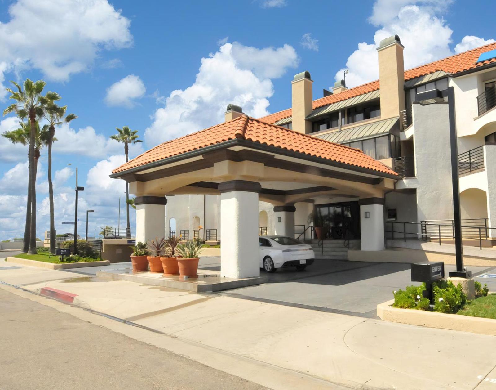 HUNTINGTON BEACH INN